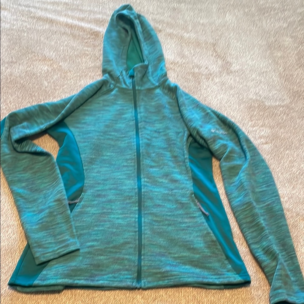 Columbia Blue Full-Zip Hooded Jacket for Casual Wear